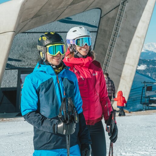 Zwei fröhliche Skifahrer | © Herbmedia vGmbh - Matteo Risaliti