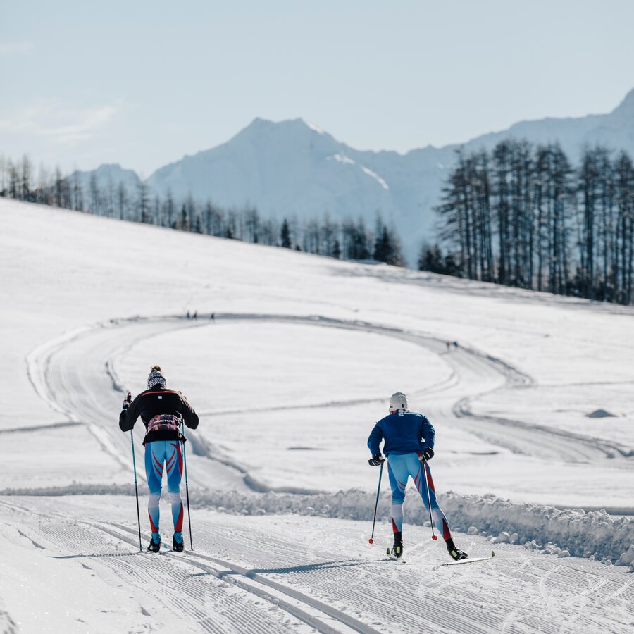 Two fast cross-country skiers | © IDM Südtirol-Alto Adige/Benjamin Pfitscher