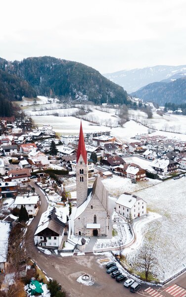 Pfarrkirche St. Sigmund | © H.E.R.B. -mediavGmbH