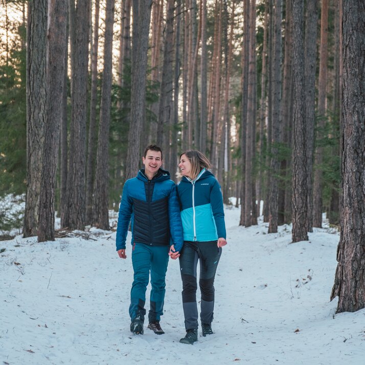 Winter hiking in the forest | © HERB -MediavGmbH