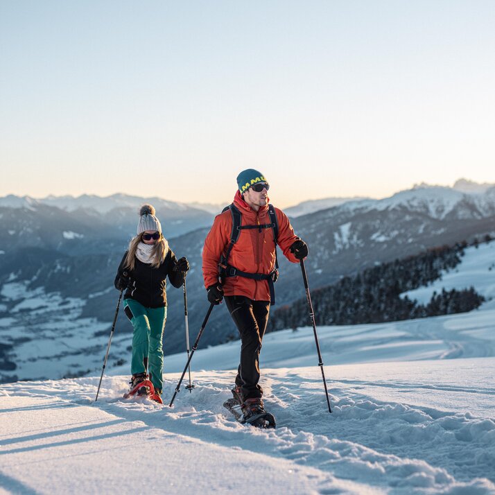 Snow shoe hike | © RAW MEDIA