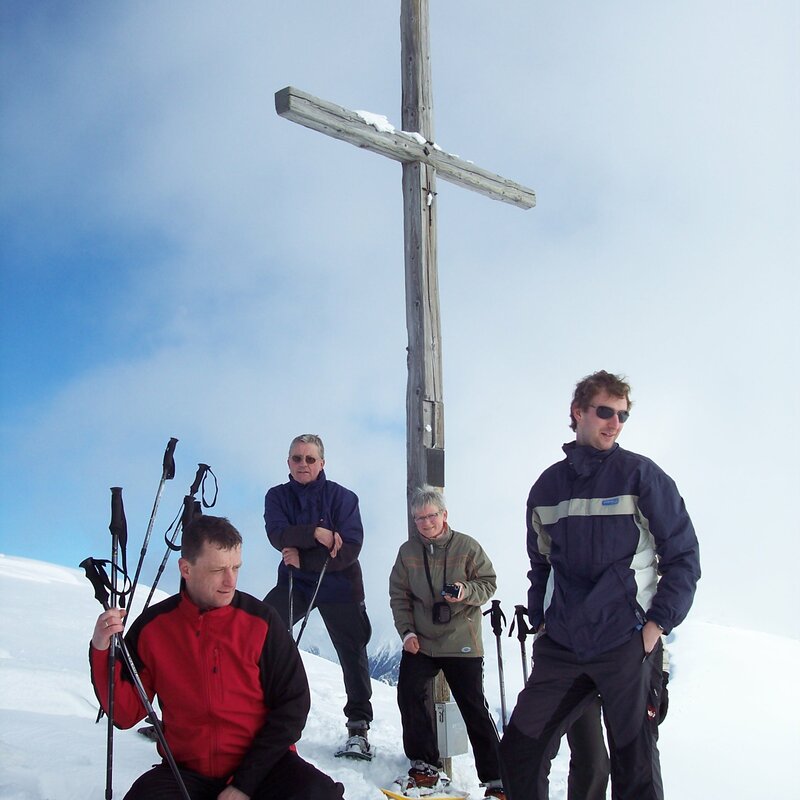 Snowshoe hiking | © TV Kiens